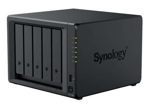 SYNOLOGY DS1525+ Disc Station datové úložiště (pro 5x HDD, AMD Ryzen V1500B, 8GB DDR4, 2x LAN, 2xNVMe, NAS)