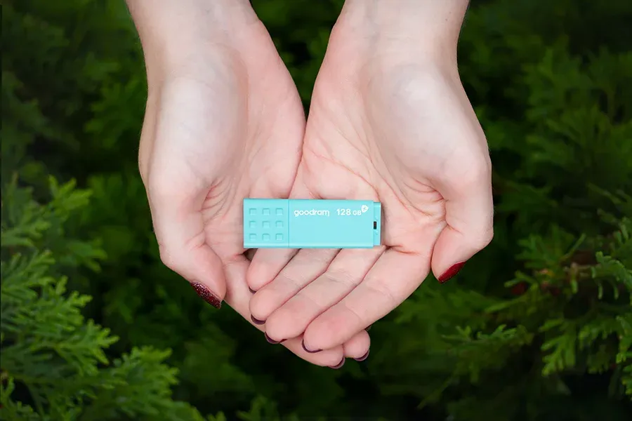 GOODRAM Flash Disk 64GB UME3, USB 3.0, CARE
