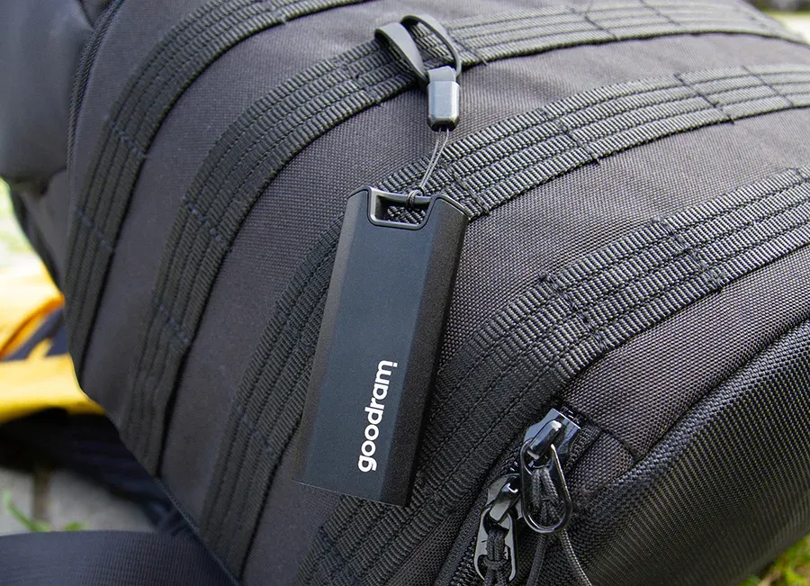 GOODRAM externí SSD Move Ridge 1TB, USB-C 3.2 Gen2x2, (R:2000/W:2000MB/s), černá