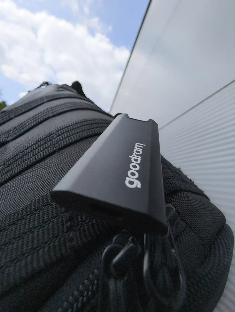 GOODRAM externí SSD Move Ridge 1TB, USB-C 3.2 Gen2x2, (R:2000/W:2000MB/s), černá