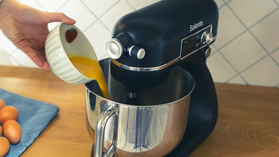 Salente DigiChef2, kuchyňský robot, mísa 6 litrů, celokovový, digitální displej,