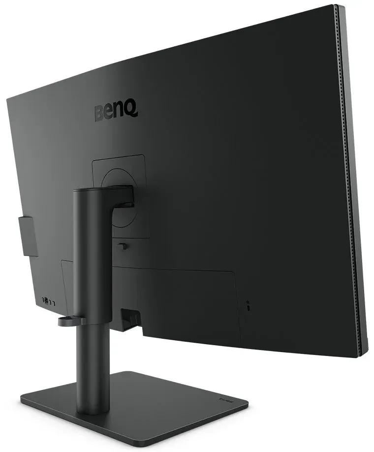 BenQ LCD PD3205U 31,5" IPS/4K 3840 × 2160/5ms/DP/HDMI/2xUSB-C/3xUSB 3.2/Jack/rep