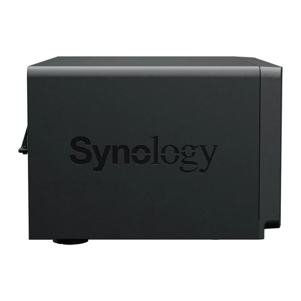 Synology DS1825neo+