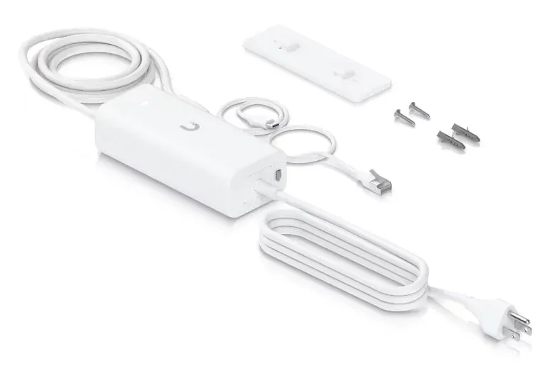 UBNT UACC-PoE+-USBC, PoE Integrated AC Adapter