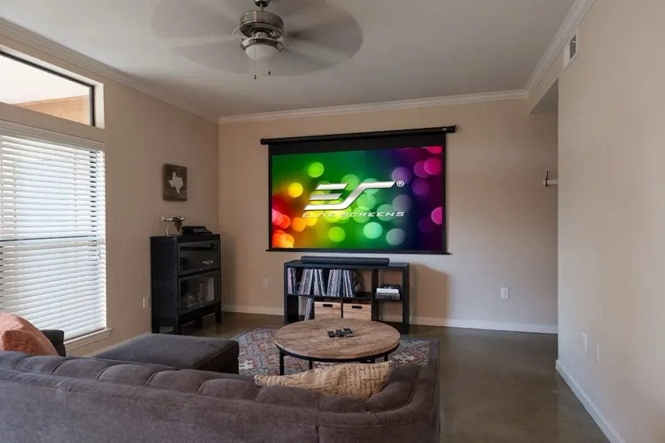 ELITE SCREENS plátno elektrické motorové 110" (279,4cm)/ 16:9/ 137×244cm/ gain 1.1/ case černý