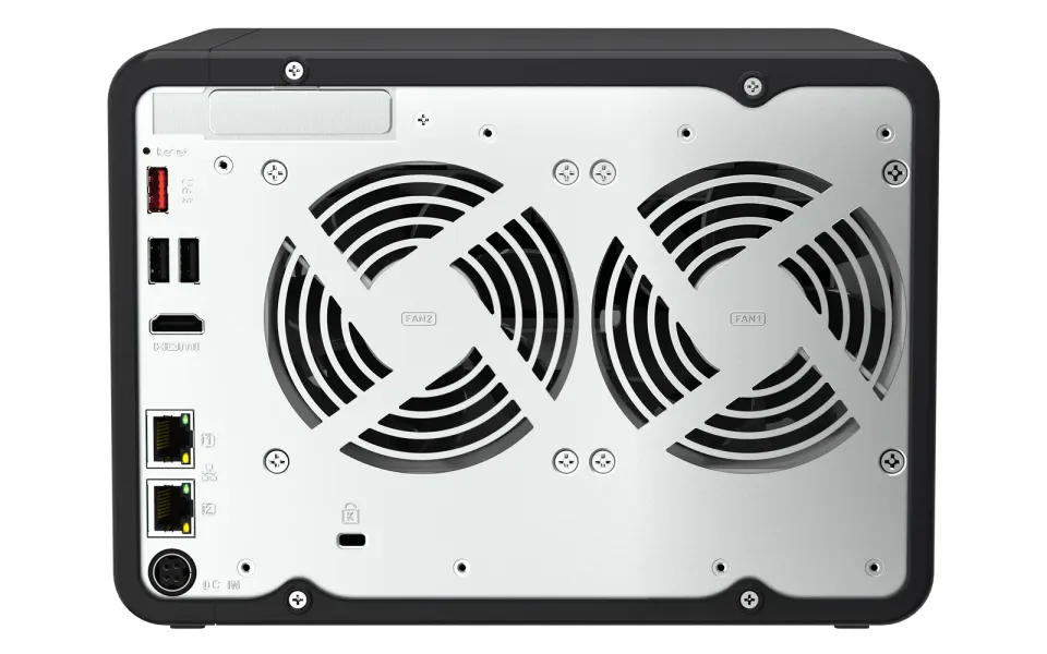 QNAP TS-664-8G (4core 2,9GHz, 8GB RAM, 6xSATA, 2x M.2 NVMe slot, 1xPCIe, 1xHDMI 4K, 2x2,5GbE, 4xUSB)