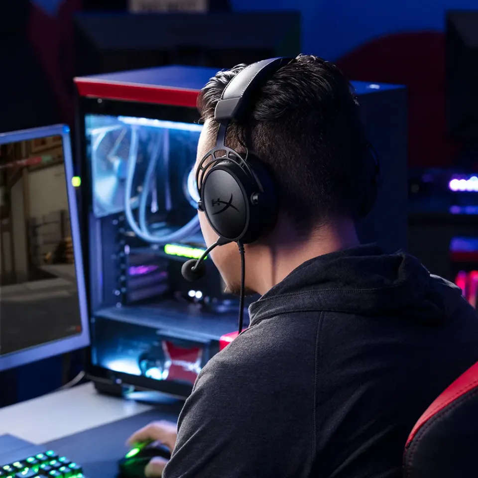 HyperX Cloud Alpha - herní headset červený