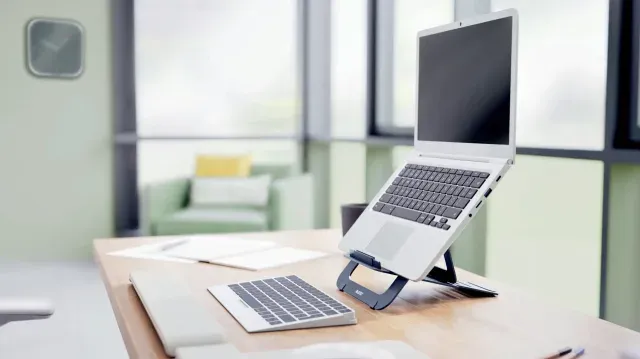 Leitz Ergo cestovní ultratenký stojan na notebook, hliníkový, tmavě šedý