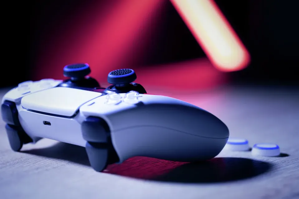 TRUST Silikonové krytky GXT 266 4-pack Thumb Grips for PS5
