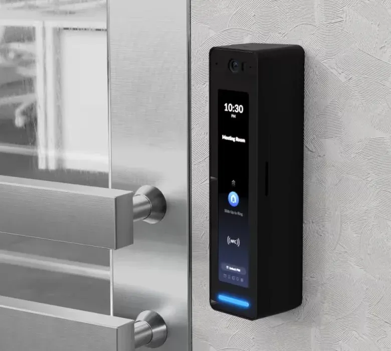 Ubiquiti Reader Pro Angle Mount B - Instalační krabice na zeď pro UniFi Access Reader Pro, úhlová 20°, černá