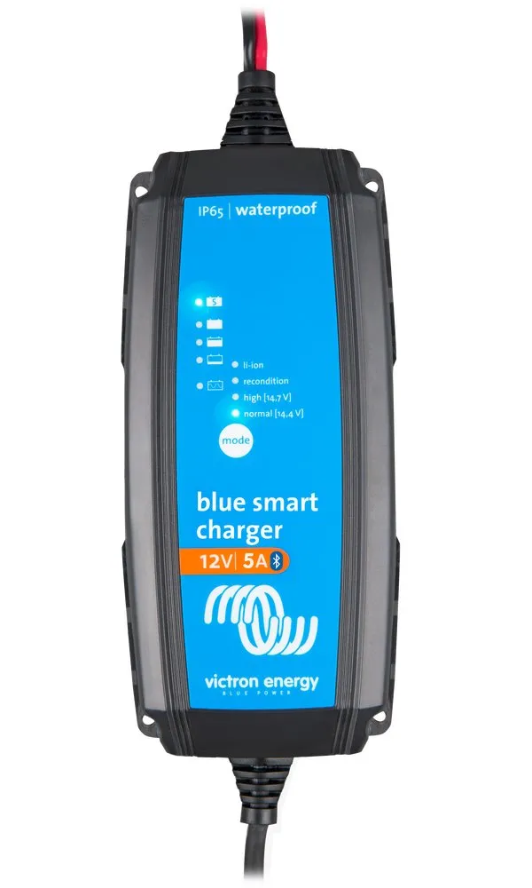 Victron BlueSmart IP65 chytrá nabíječka baterií 12V/5A + DC konektor
