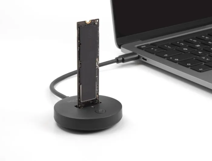 Delock Dokovací stanice M.2 pro SSD M.2 NVMe / SATA se USB 10 Gbps USB Type-C sa