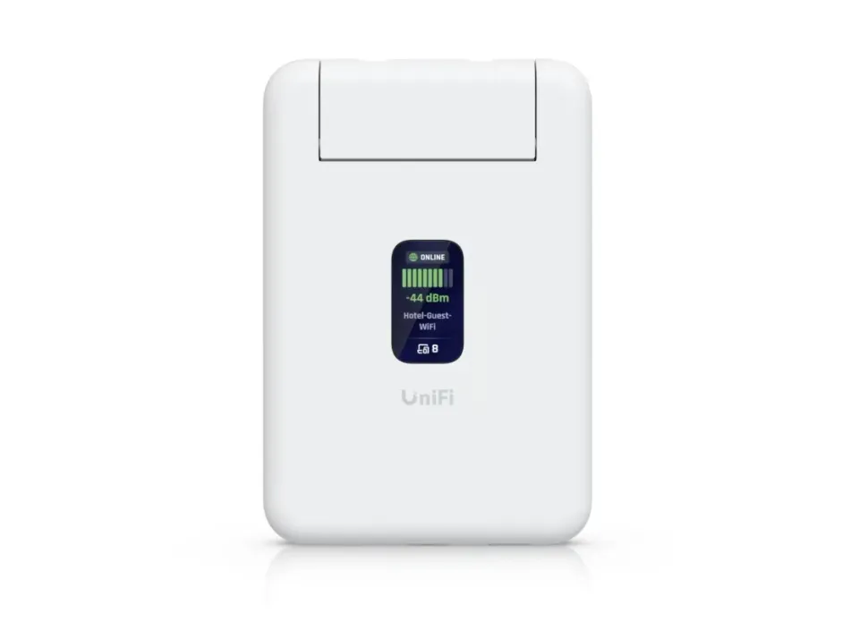 Ubiquiti UTR, UniFi Travel Router
