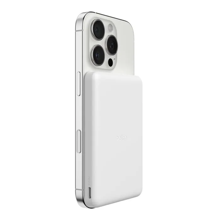 Belkin BOOST CHARGE Qi2 Magnetická Bezdrátová PowerBanka, 5000mAh, slim, bílá
