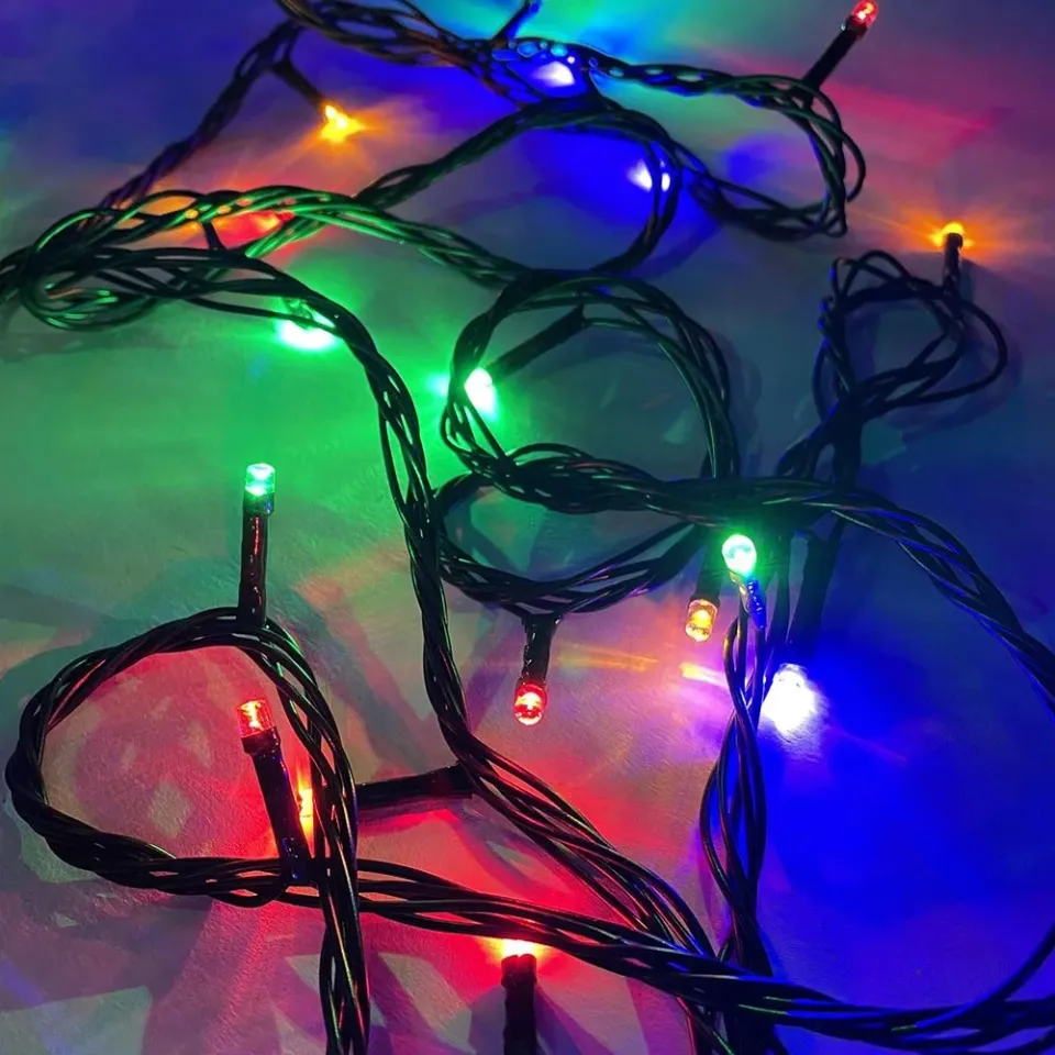 COLORWAY LED řetěz/ vnitřní / 100 LED / délka 10m / více barevný/ 8 funkcí/ napájení USB
