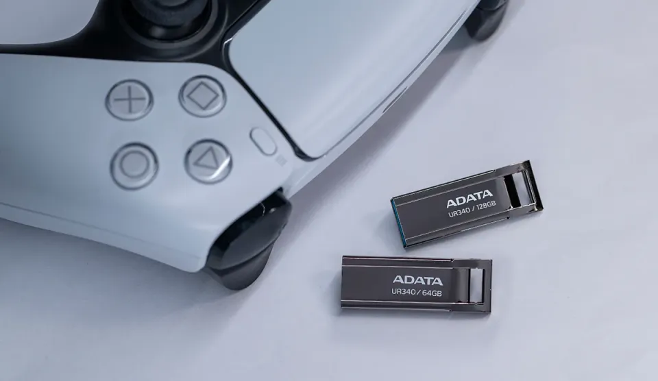 ADATA Flash Disk 64GB UR340, USB 3.2 Dash Drive, kov lesklá černá