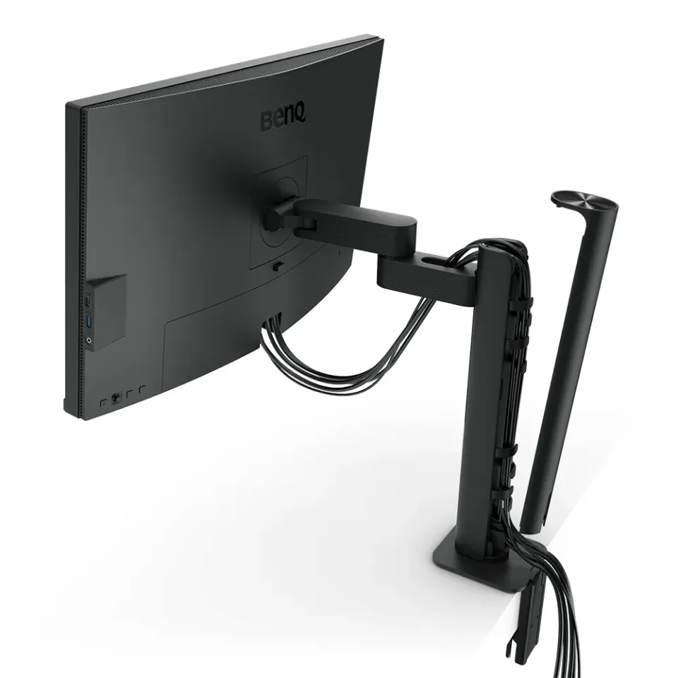 BENQ LED Monitor 27" PD2705UA (5ms, 3840x2160, 60Hz, HDMI+Dport + USB3, repro)