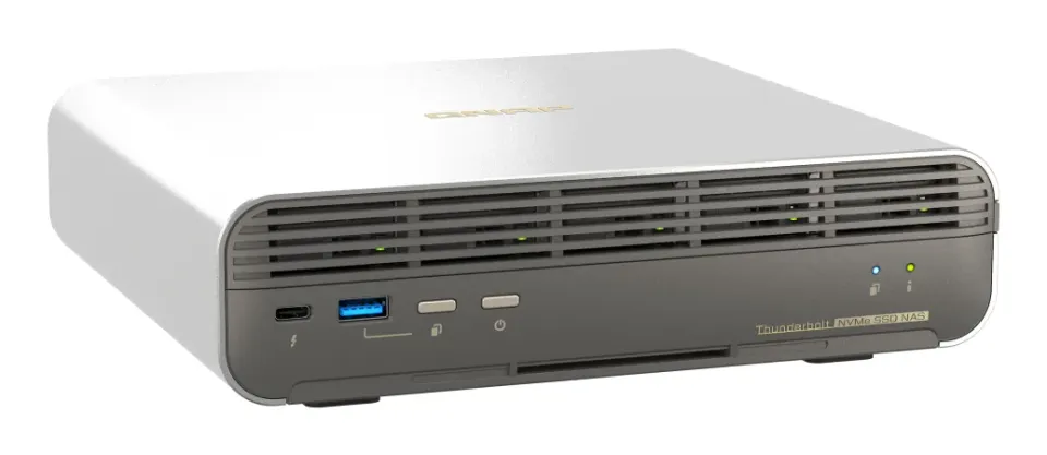 QNAP TBS-h574TX-i5U-16G (10core, 16GB RAM, 5x E1.S/ M.2 slot, 1x 2,5GbE, 1x 10GbE, 2x Thunderbolt 4)