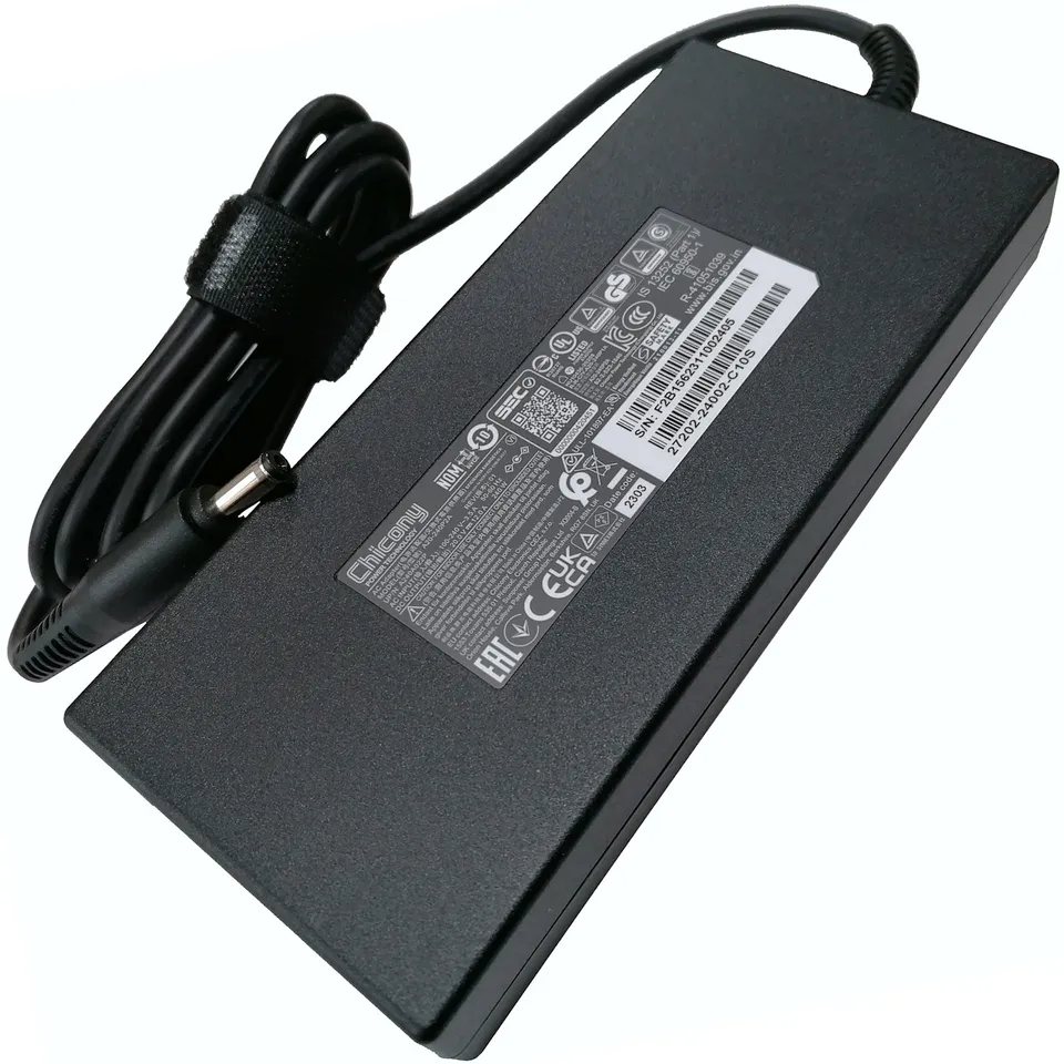 Napájecí adaptér orig. GIGABYTE 240W 20V (77011353)