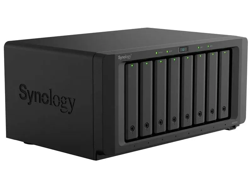 SYNOLOGY DS1825+ Disc Station datové úložiště (pro 8x HDD, quad core CPU 4x 2.2GHz, 8GB DDR4 ECC, 2x LAN, NAS)