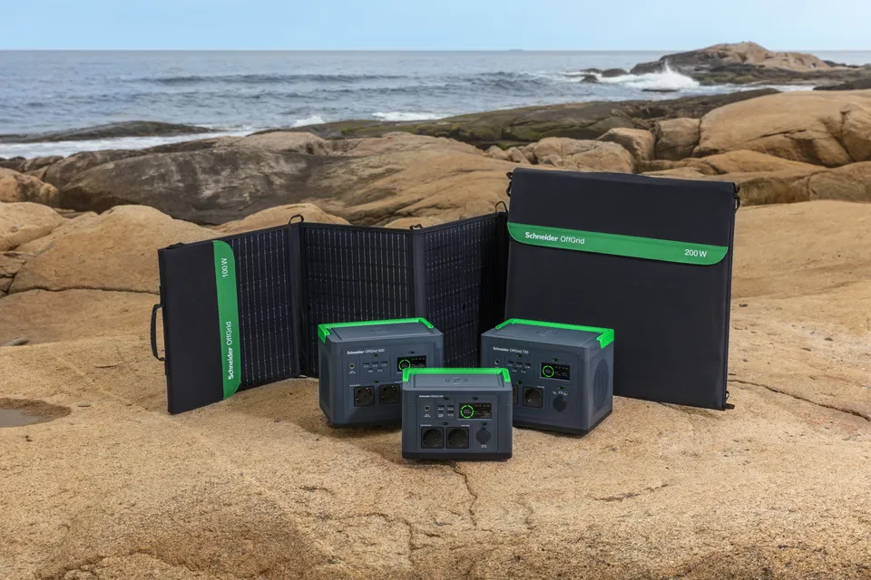 Schneider OffGrid Portable Solar Panel, 100W