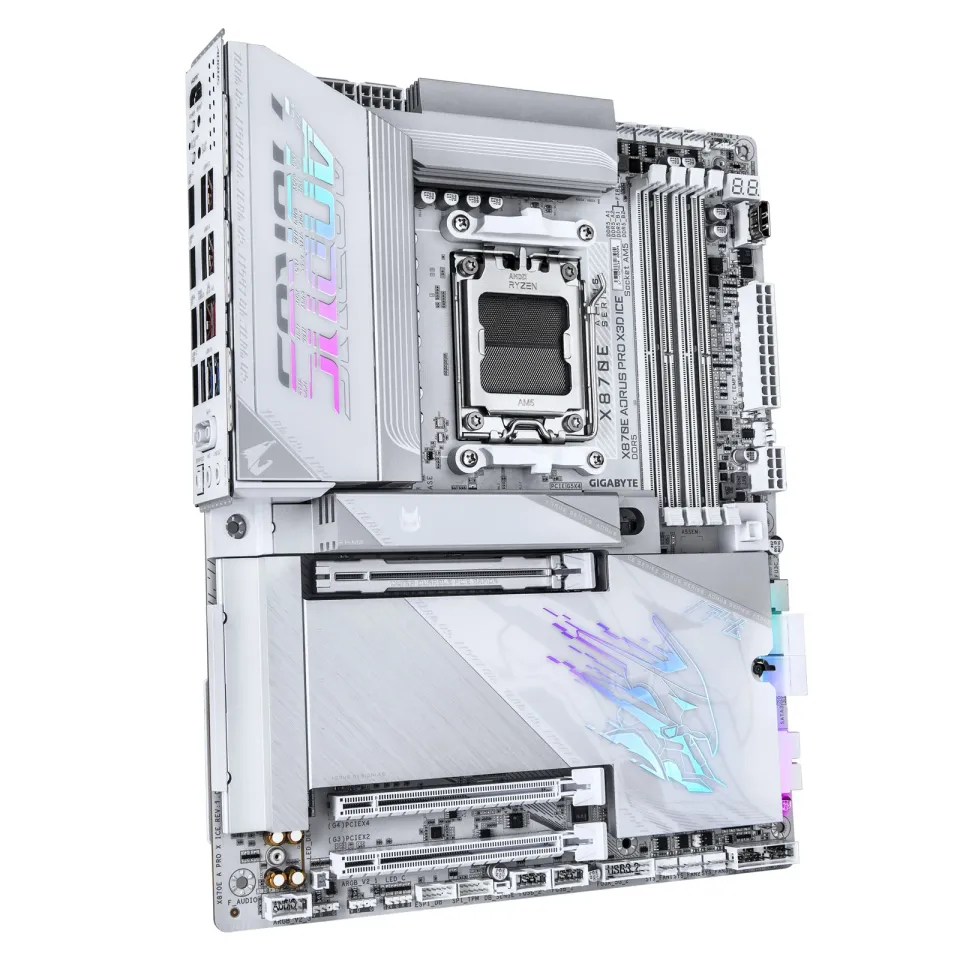 GIGABYTE MB Sc AM5 X870E A PRO X ICE, AMD X870E, 4xDDR5, 2x USB-C, 2xHDMI, ATX