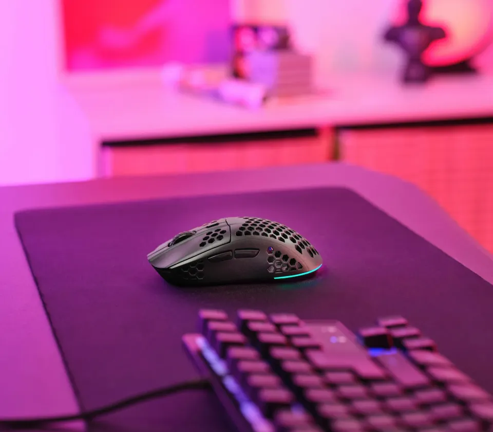 TRUST bezdrátová myš GXT 929 Helox Lightweight, RGB, Černá