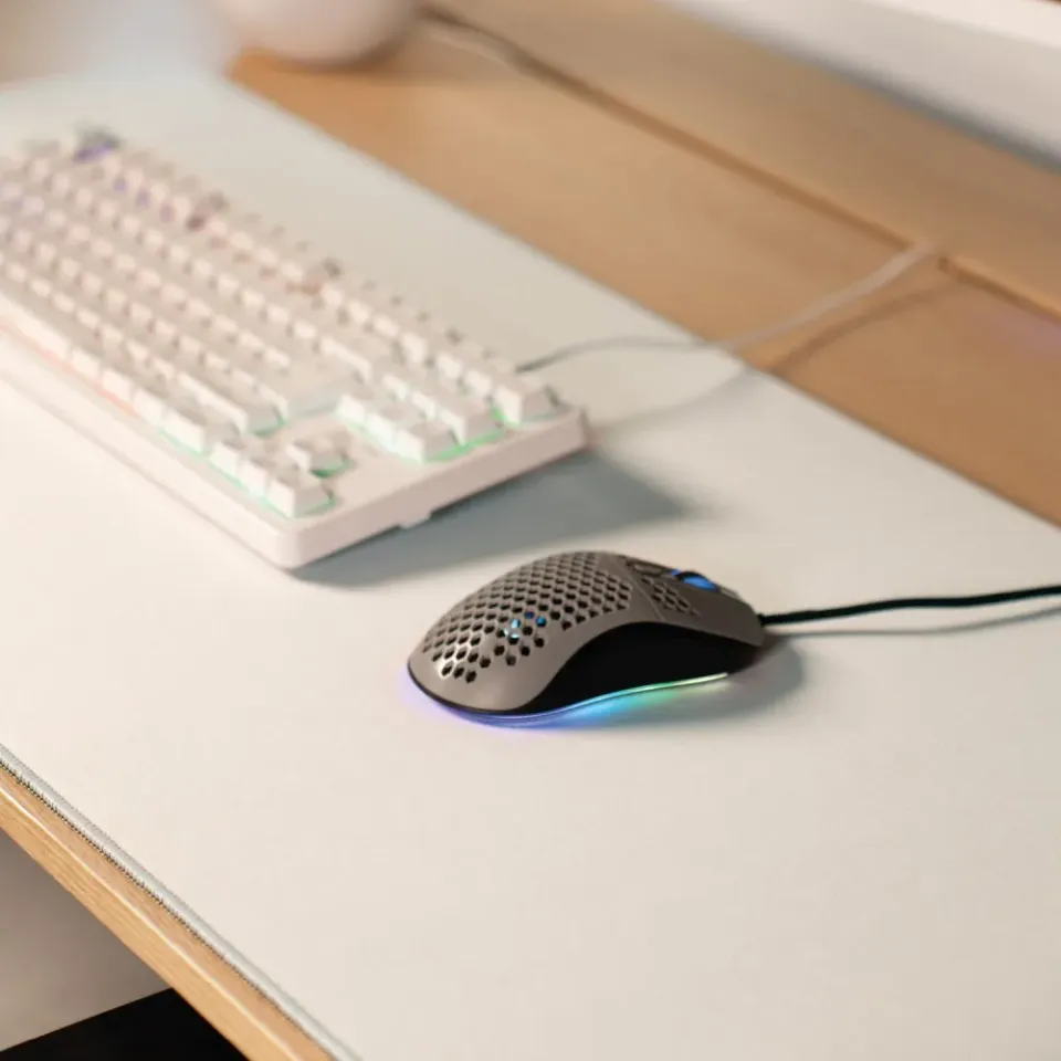 AROZZI ZONA Mousepad XL Pure White/ XL podložka na stůl/ 900x420x4 mm/ voděodolná