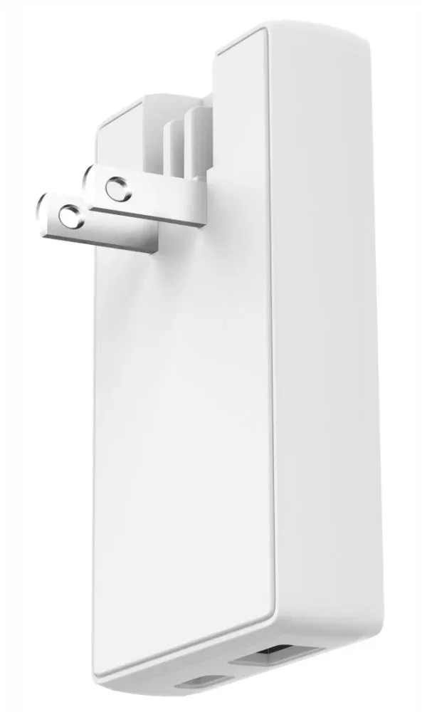 Swissten cestovní adaptér GaN USB-C + USB-A 65w výměnné vidlice (US, EU, UK) bílý