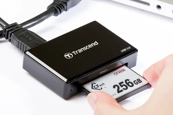 Transcend USB 3.1 (Gen 1) čtečka paměťových karet, černá CFast 2.0/CFast 1.1/CF