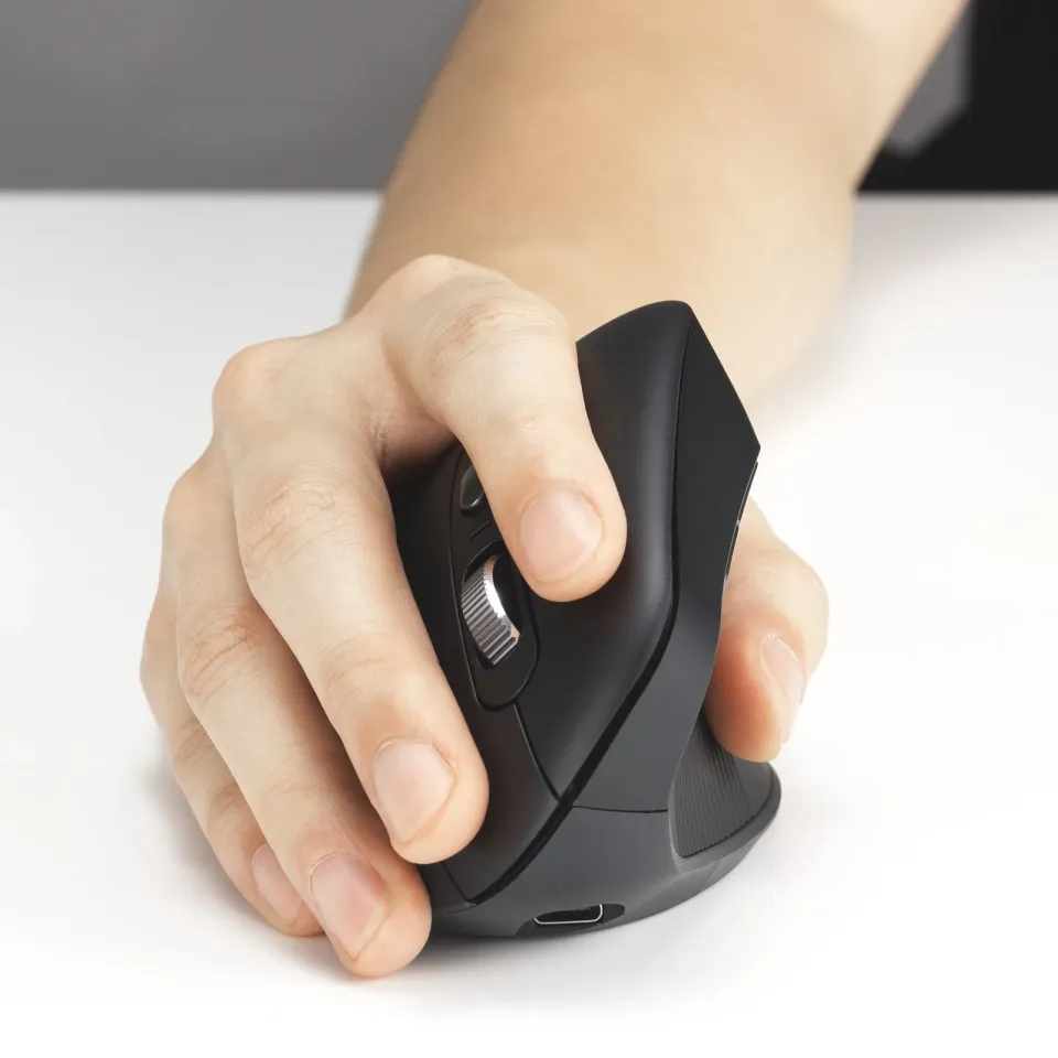 Kenstington Bezdrátová myš EQ Pro Fit® Ergo MY630, nabíjecí - černá