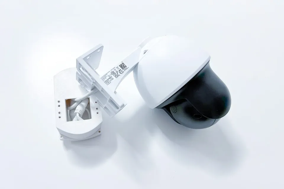 TP-LINK držák s kab.kryt. pro VIGI C540