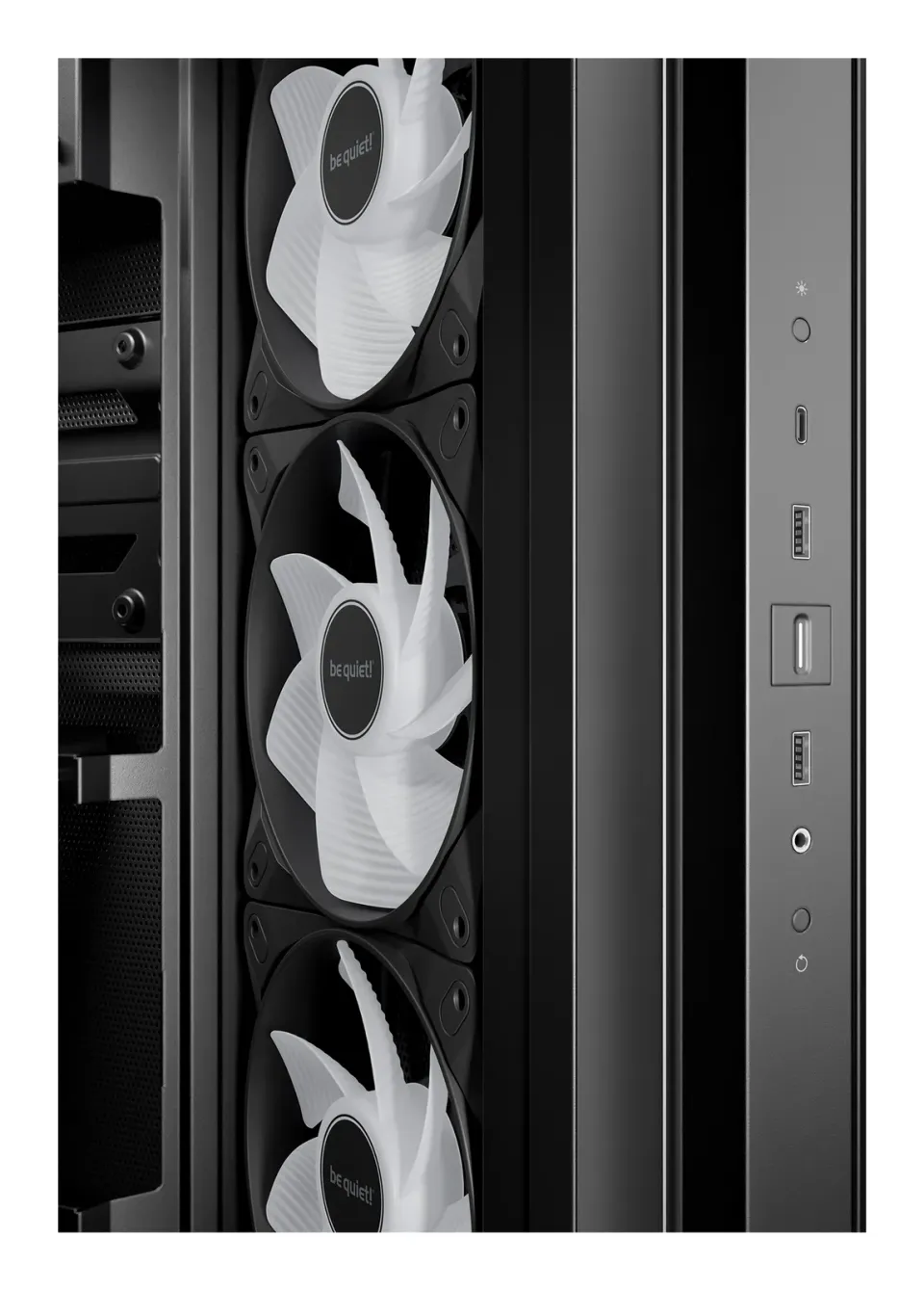Be quiet! skříň LIGHT BASE 500 LX / MidT / 4x120mm ARGB fans / 2 x USB 3.2 / USB-C / panoramatická / černá