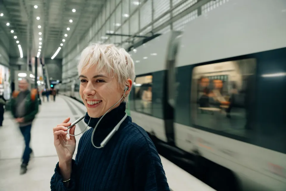VERBATIM sluchátka TruSound ANC, Bezdrátová, BT, šedá