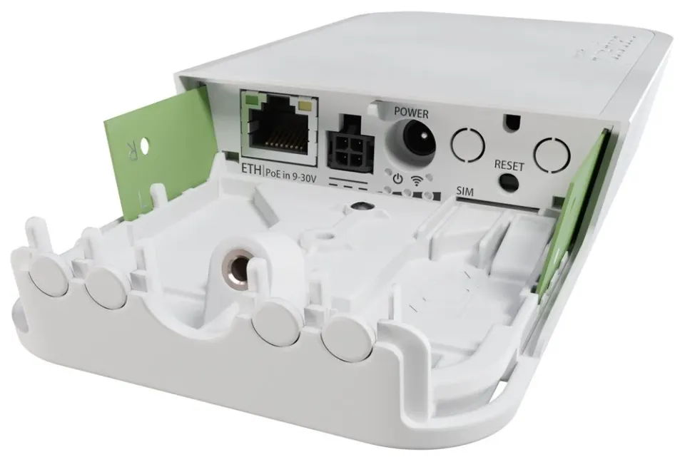 MikroTik wAPR-2nD&EC200A-EU wAP LTE Kit 2024