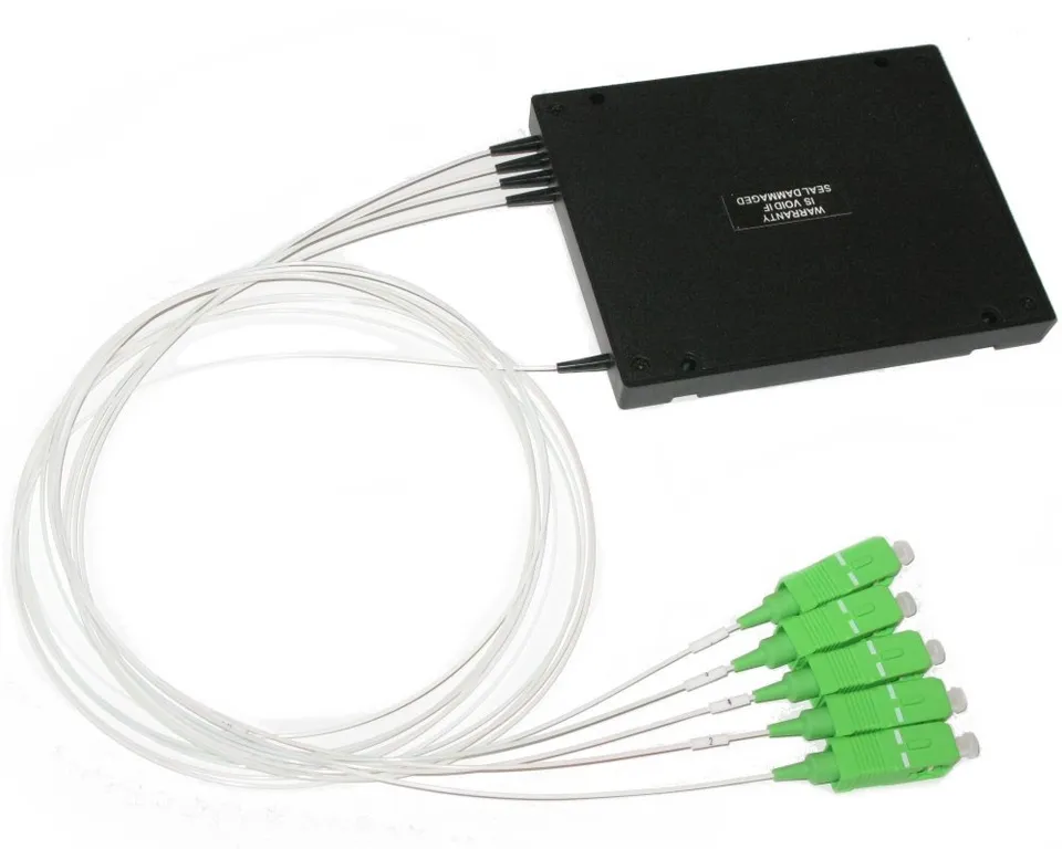 XtendLan Optický rozbočovač 1:4, SC/APC konektory, 1260-1650nm, singlemode, PLC, 1m