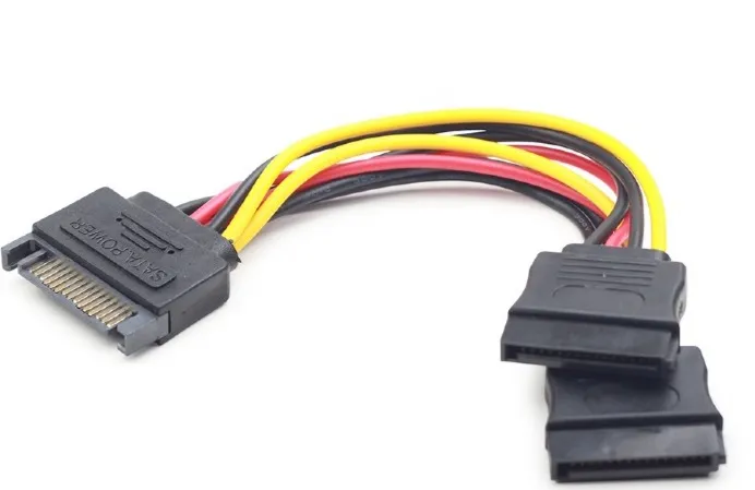 GEMBIRD Kabel SATA napájecí na 2x SATA, rozdvojka, 15cm
