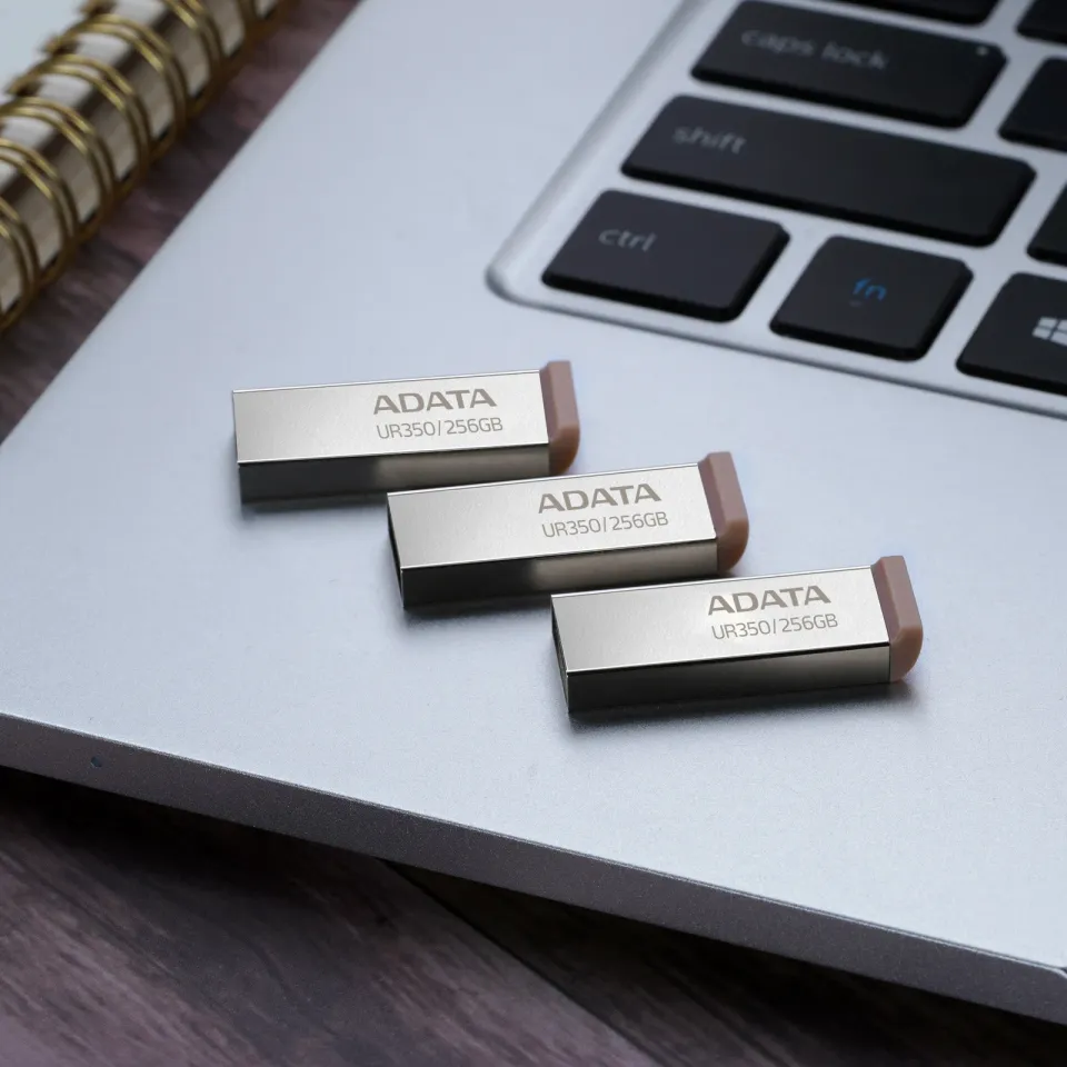 ADATA Flash Disk 256GB UR350, USB 3.2, stříbrno-hnědá