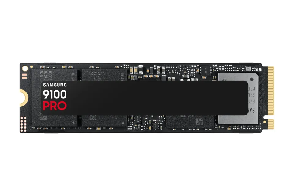 Samsung SSD 9100 PRO PCIe 5.0 NVMe M.2 SSD - 8 TB