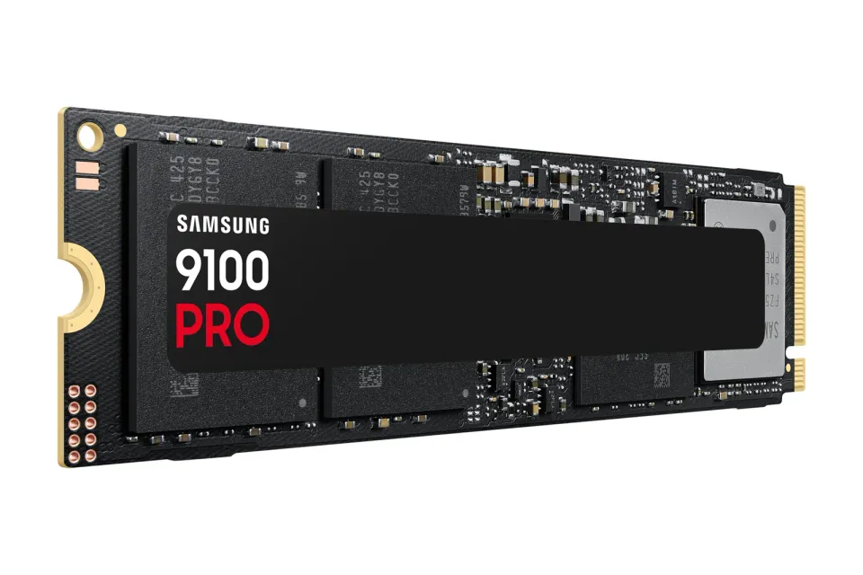 Samsung SSD 9100 PRO PCIe 5.0 NVMe M.2 SSD - 8 TB