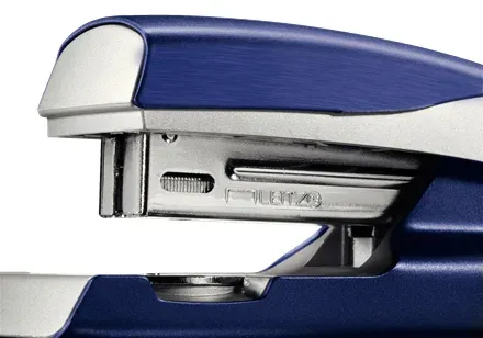 LEITZ Stolní sešívačka NeXXt STYLE 5562, titanově modrá