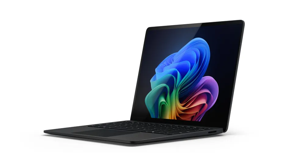 Microsoft Surface Laptop 13.8" (7. edice)/U5-238V/13,8"/2304x1536/T/32GB/512GB/Intel int/W11P/Black/