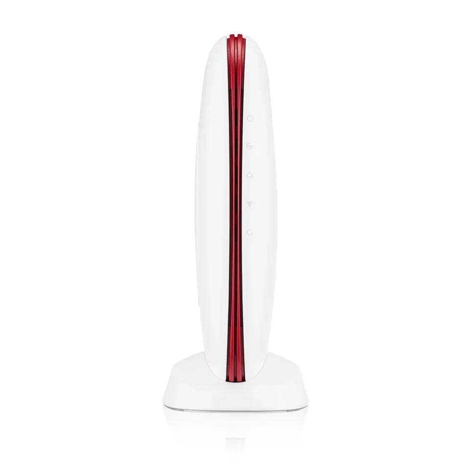 ZYXEL SCR50AXE CLOUD Router - 4*GbE LAN, 1*GbE WAN, Tri-Band WiFi 6E