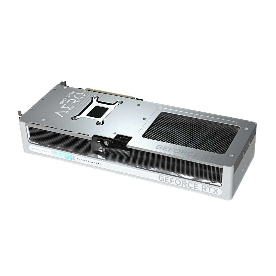 GIGABYTE RTX 5070 AERO OC 12G