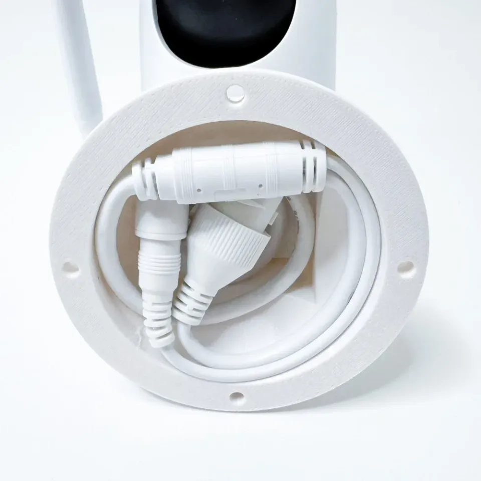 TP-LINK držák/stojan pro kamery Tapo C501GW na stěnu, bílý s krytkou kabelů (1ks)