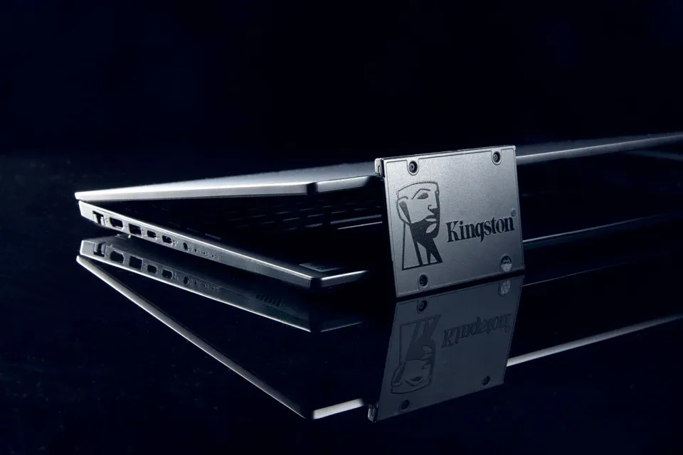 KINGSTON A400 SSD 960GB 6Gbps 2.5" (čtení max. 500MB/s / zápis max. 450MB/s)