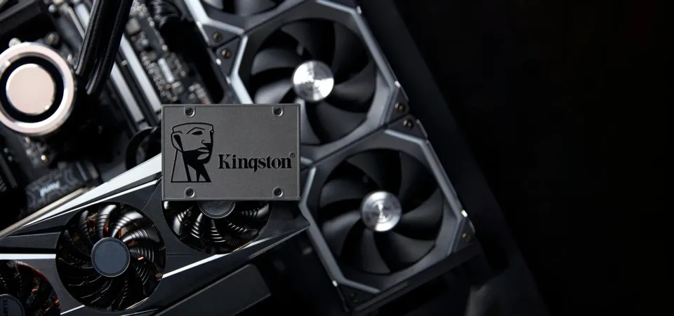 KINGSTON A400 SSD 960GB 6Gbps 2.5" (čtení max. 500MB/s / zápis max. 450MB/s)