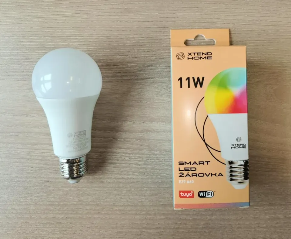 Xtend Home smart LED žárovka, E27, RGB+W, 11W, 1050lm, barevná, stmívatelná, WiFi, Tuya