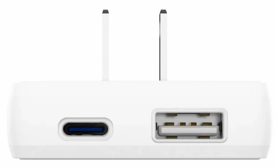 Swissten cestovní adaptér GaN USB-C + USB-A 45w výměnné vidlice (US, EU, UK) bílý