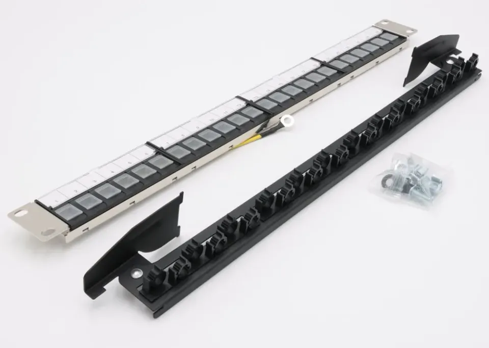 XtendLan Patch panel 19", 24 portů, neosazený, stíněný, černý, Cat5e/6/6A/7, vyvazovák, akce 10+1ks za 1Kč